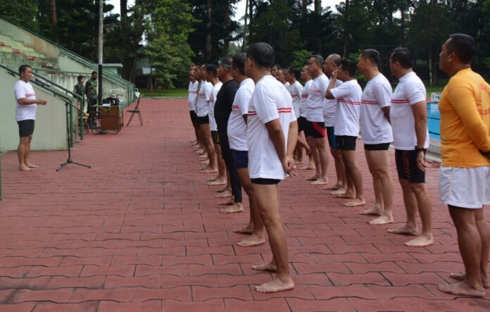 Gubernur Akmil Cek Kolam Renang Dan Lapangan Tembak Akmil • Metro Times