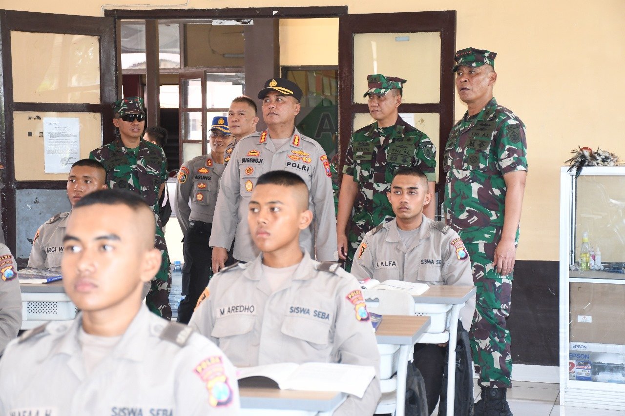 Wujudkan Sinergitas Tni Polri Sejak Dini Siswa Kodiklatal Ikuti